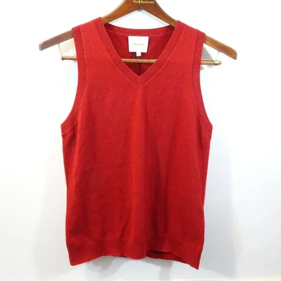 NWT REFORMATION Cashmere Sweater Vest Red M V-Neck Sleeveless Preppy Academia - Picture 4 of 6